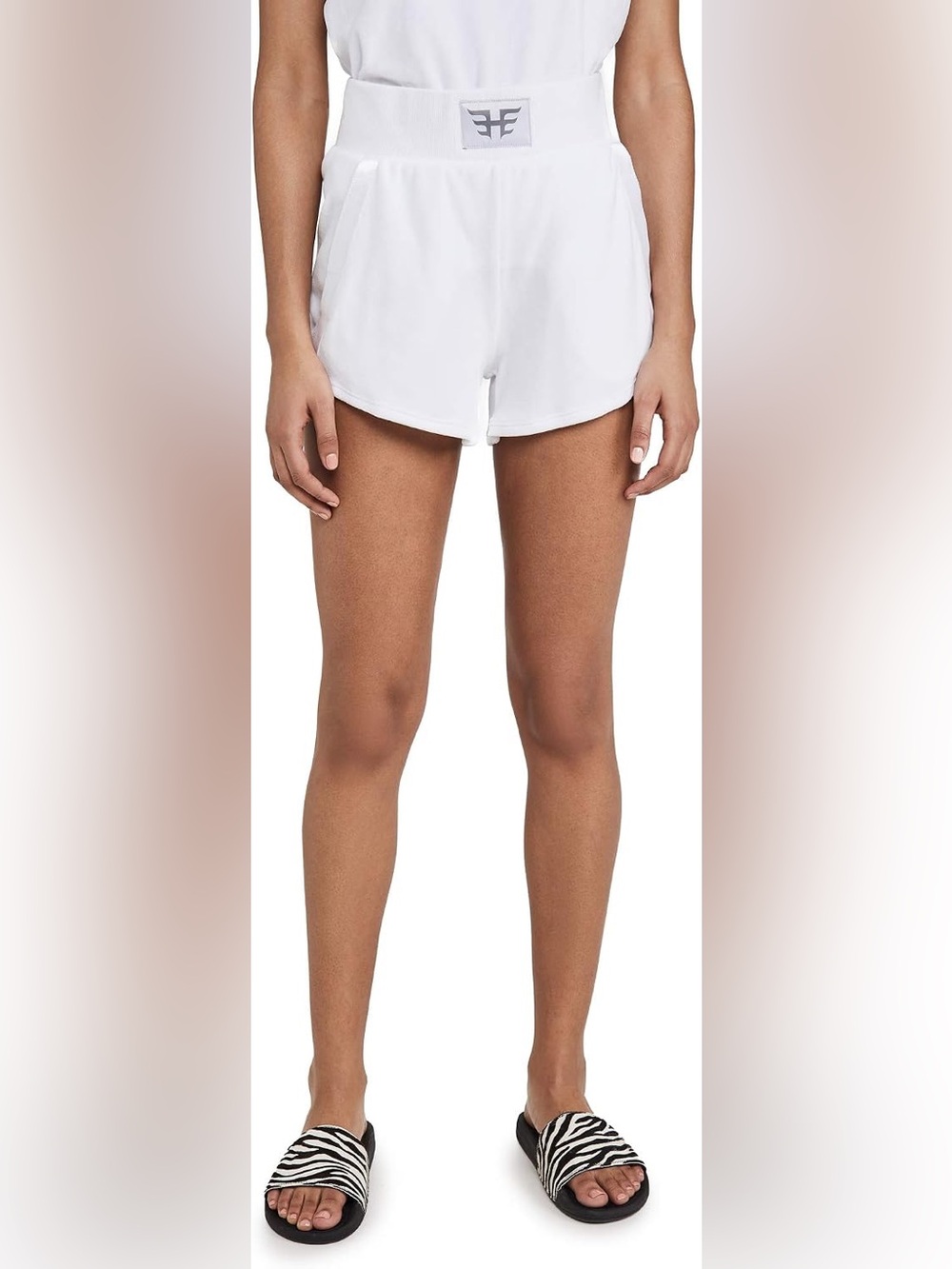 NWT Heroine Sport white Vera shorts size small